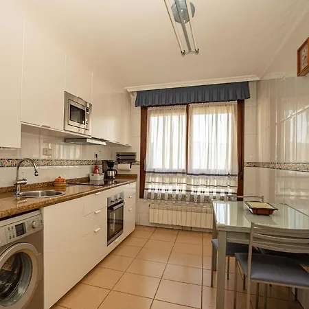 Playa Poniente Апартаменты *